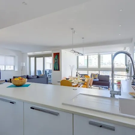 Modern-luxury In Tigne Point W/ Pool, Location * Sliema