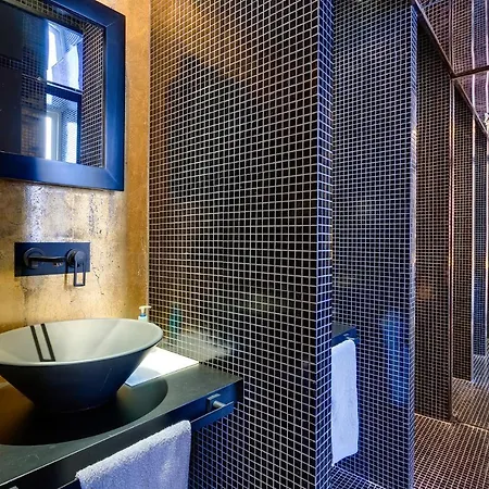 Modern-luxury In Tigne Point W/ Pool, Location * Sliema